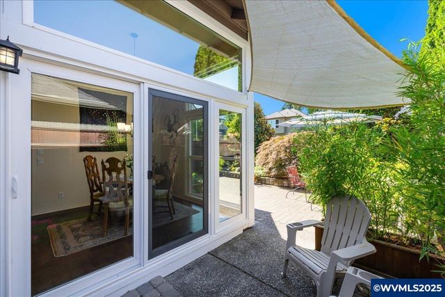 5725 Windfield Lp, Lake Oswego, OR 97035