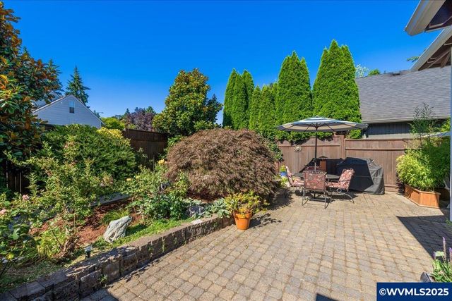 5725 Windfield Lp, Lake Oswego, OR 97035