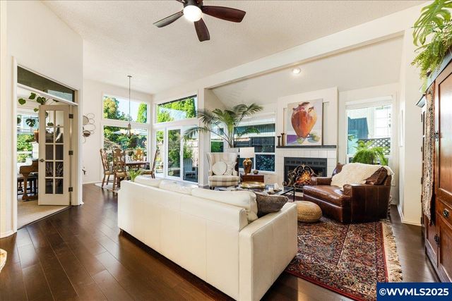 5725 Windfield Lp, Lake Oswego, OR 97035