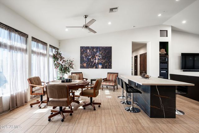 8038 E DESERT COVE Avenue, Scottsdale, AZ 85260