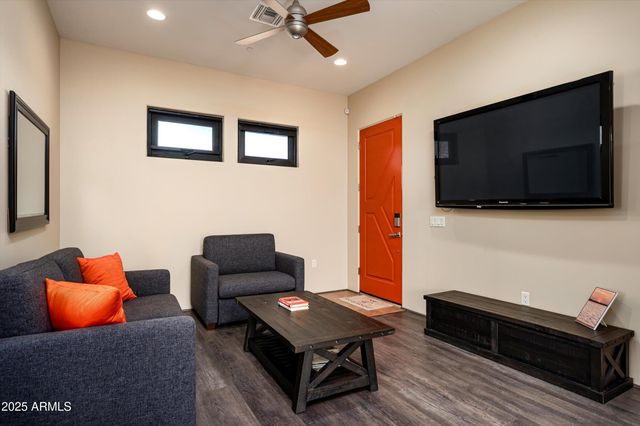 8038 E DESERT COVE Avenue, Scottsdale, AZ 85260