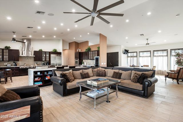 8038 E DESERT COVE Avenue, Scottsdale, AZ 85260