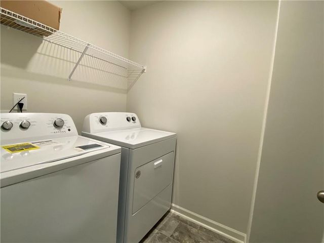 2715 Piper Drive, Atlanta, GA 30331