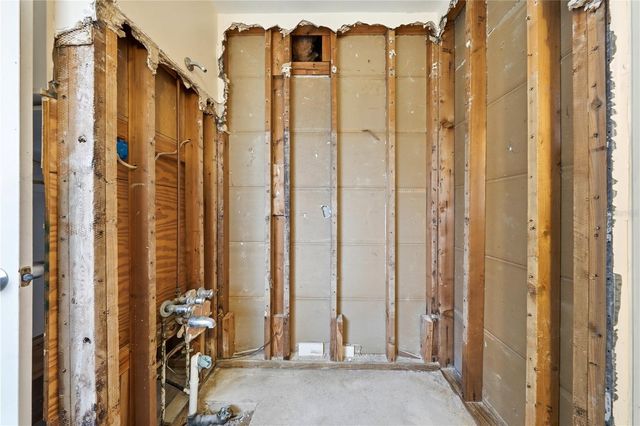 126 E MAGNOLIA AVENUE, Howey In The Hills, FL 34737