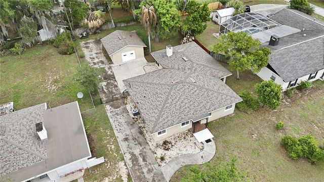 126 E MAGNOLIA AVENUE, Howey In The Hills, FL 34737