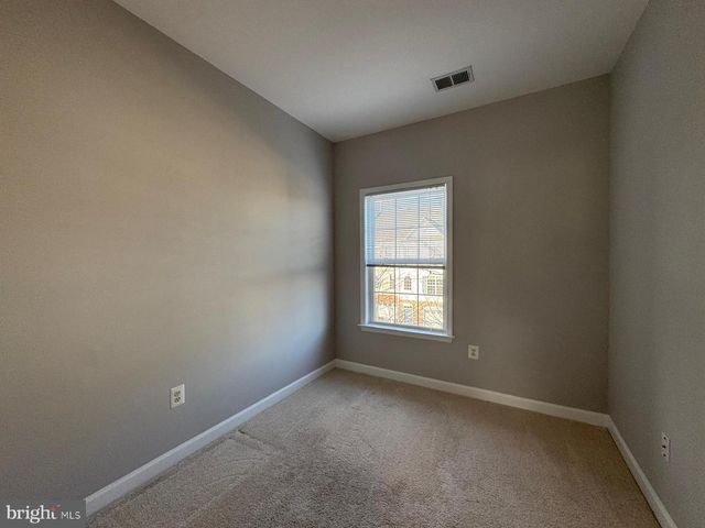 42471 MAGELLAN SQ, Brambleton, VA 20148