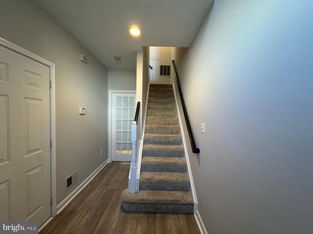 42471 MAGELLAN SQ, Brambleton, VA 20148