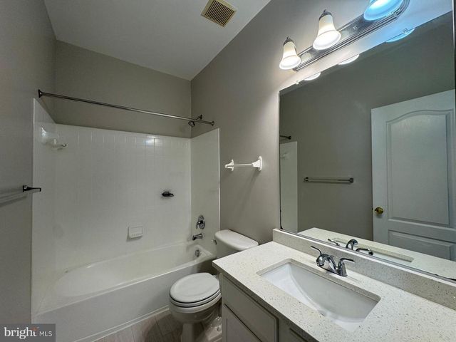 42471 MAGELLAN SQ, Brambleton, VA 20148