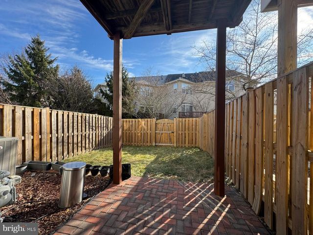 42471 MAGELLAN SQ, Brambleton, VA 20148