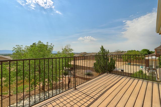 1675 Bosque Vista Loop, Los Lunas, NM 87031
