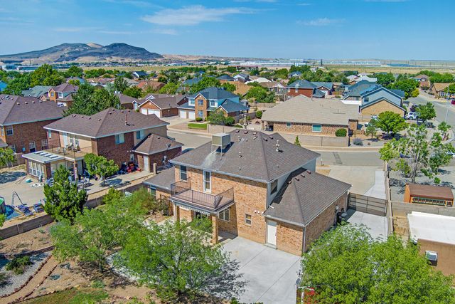 1675 Bosque Vista Loop, Los Lunas, NM 87031