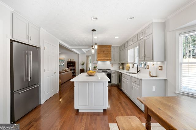 501 Wedgepark Drive, Mcdonough, GA 30252