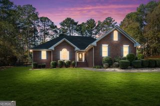 501 Wedgepark Drive, Mcdonough, GA 30252