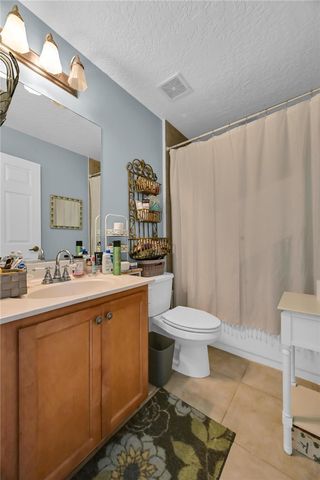 568 7th Square 101, Vero Beach, FL 32962