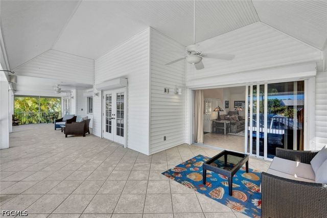 9007 Mockingbird DR, Sanibel, FL 33957