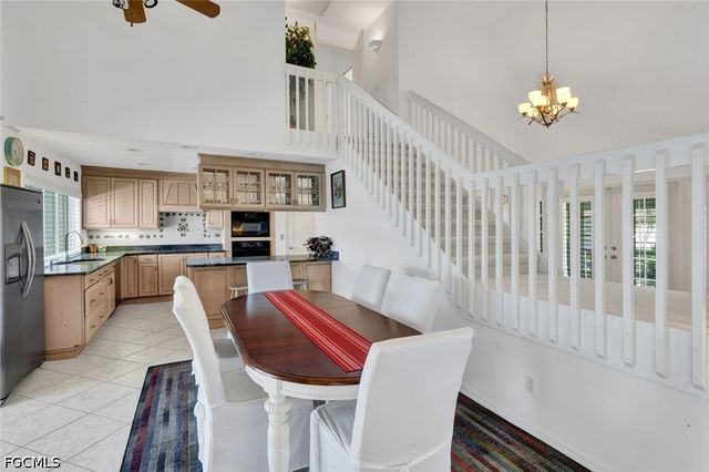 9007 Mockingbird DR, Sanibel, FL 33957