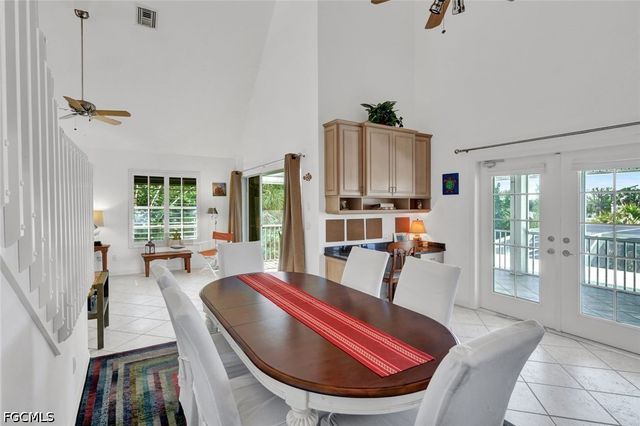 9007 Mockingbird DR, Sanibel, FL 33957