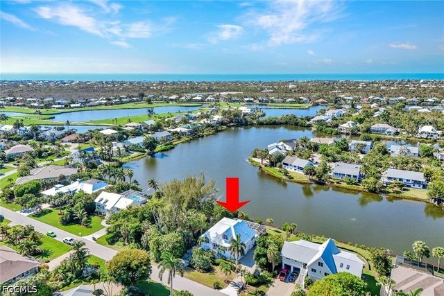 9007 Mockingbird DR, Sanibel, FL 33957