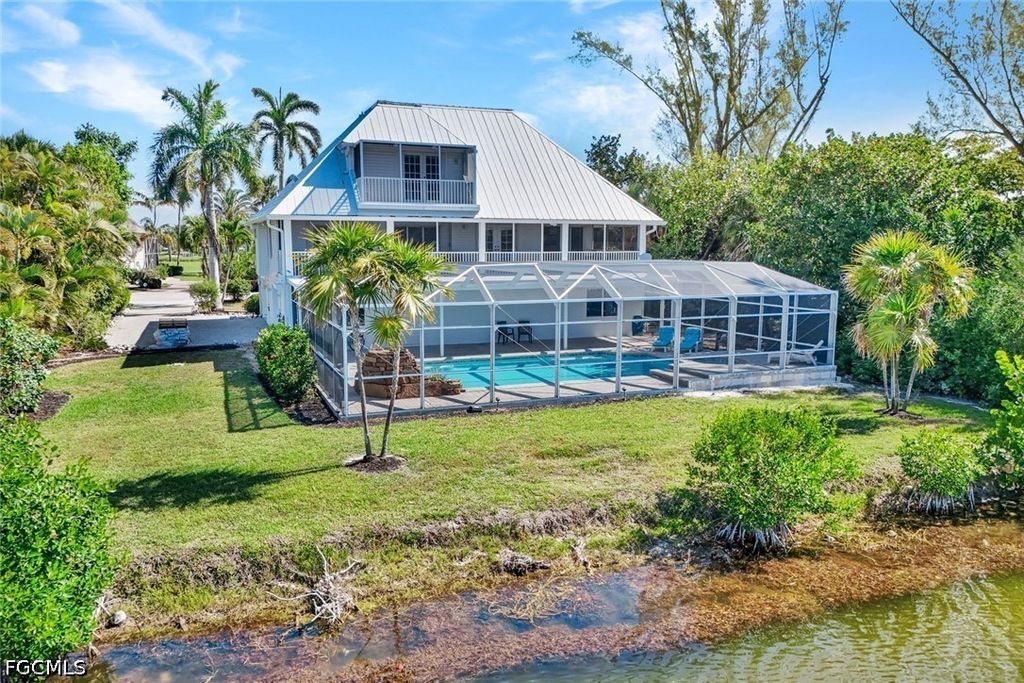 9007 Mockingbird DR, Sanibel, FL 33957