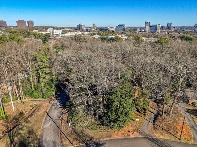 6340 Aberdeen Drive NE, Sandy Springs, GA 30328
