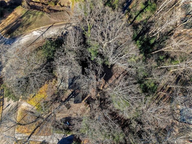 6340 Aberdeen Drive NE, Sandy Springs, GA 30328