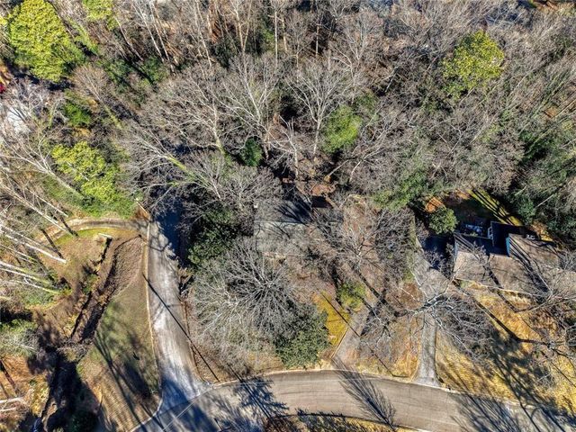 6340 Aberdeen Drive NE, Sandy Springs, GA 30328