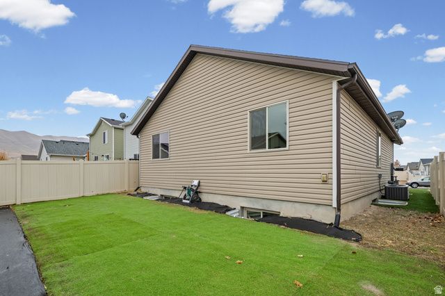 1653 E DOWNWATER ST, Eagle Mountain, UT 84005