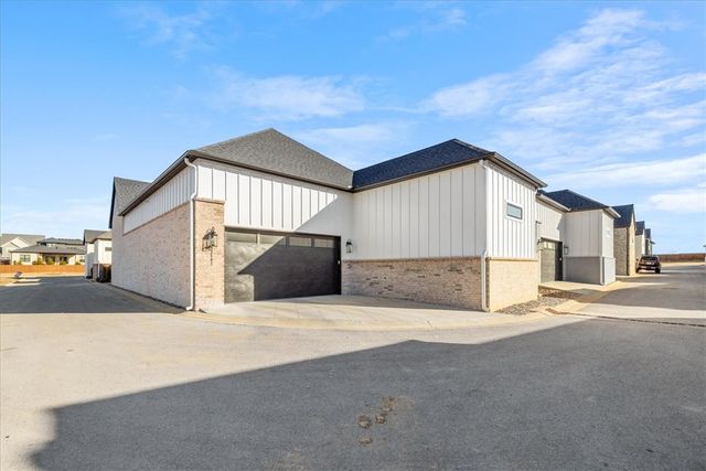 3507 SW Awakening Avenue, Bentonville, AR 72713