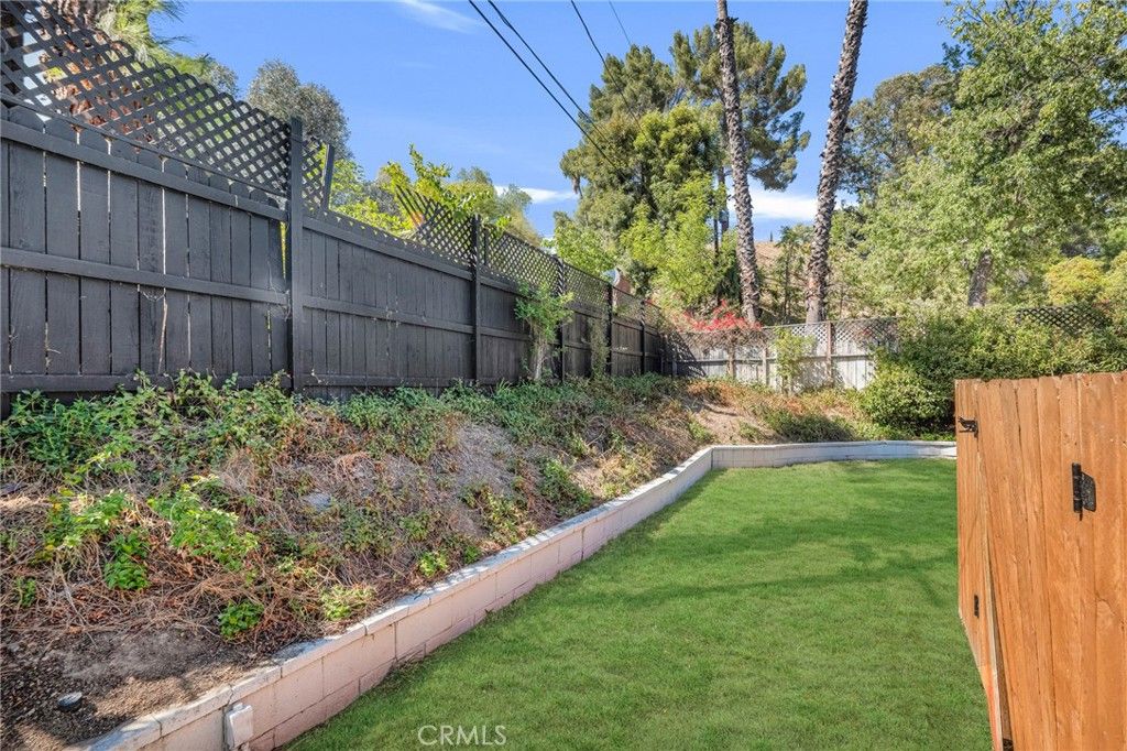 Image 34 of property listing at 4941 Rigoletto Street, Woodland Hills, CA 91364