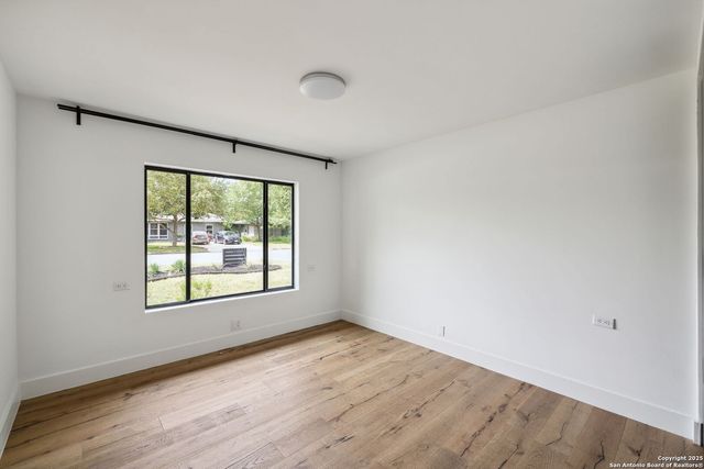 315 Ridgehaven Pl, San Antonio, TX 78209