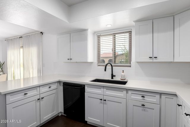 5401 N 78TH Way, Scottsdale, AZ 85250