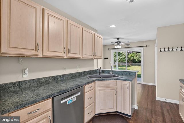 150 MARTEL CIR, Dillsburg, PA 17019