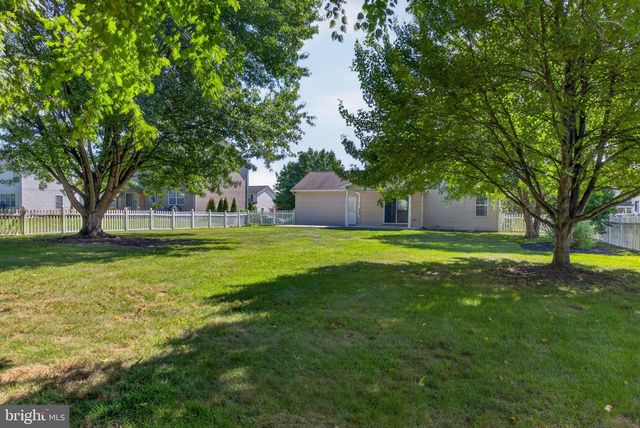 150 MARTEL CIR, Dillsburg, PA 17019