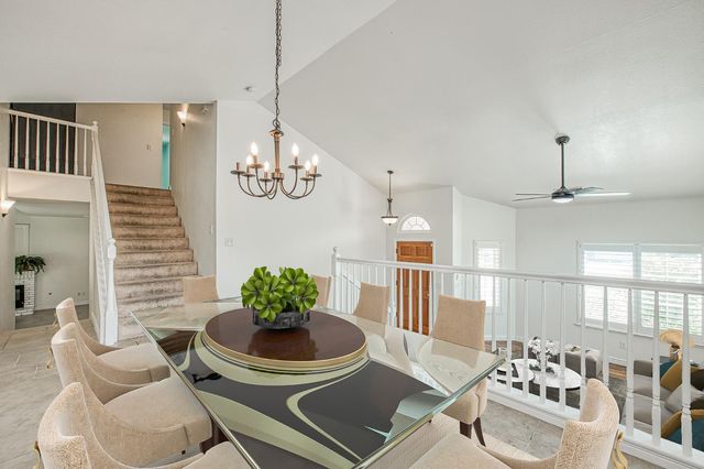 1323 Oak Avenue, Clovis, CA 93611