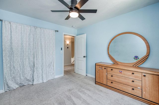 1323 Oak Avenue, Clovis, CA 93611