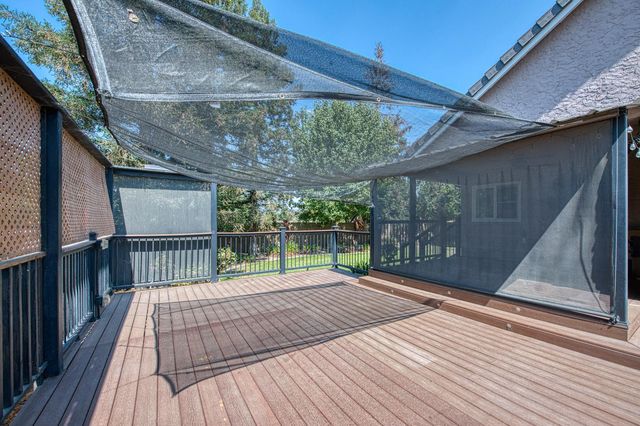 1323 Oak Avenue, Clovis, CA 93611