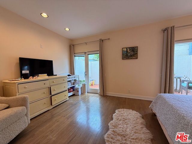 2336 28th Street E, Santa Monica, CA 90405