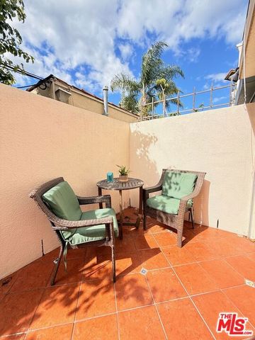 2336 28th Street E, Santa Monica, CA 90405