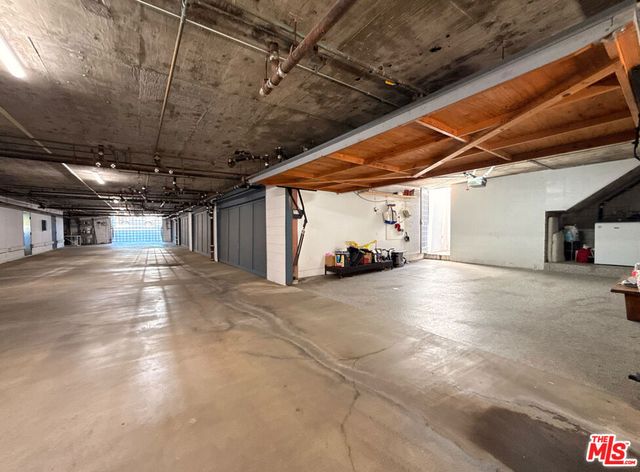 2336 28th Street E, Santa Monica, CA 90405