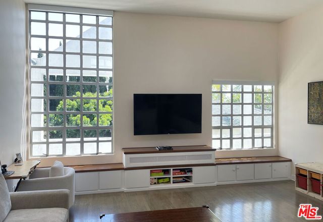 2336 28th Street E, Santa Monica, CA 90405