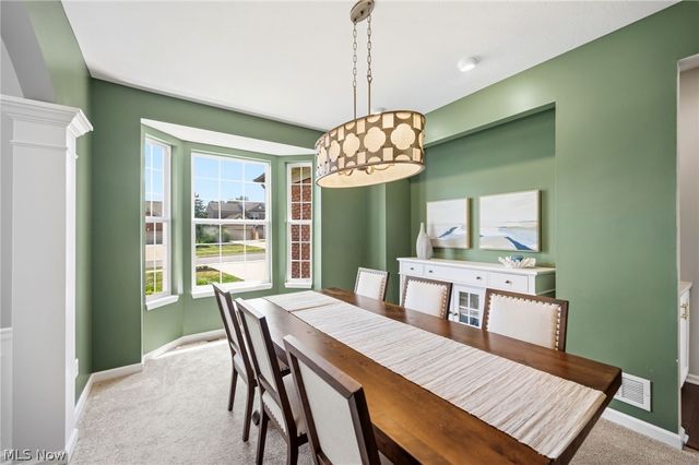 351 Hamilton Drive, Broadview Heights, OH 44147