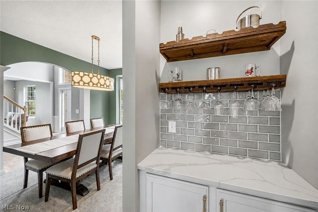351 Hamilton Drive, Broadview Heights, OH 44147