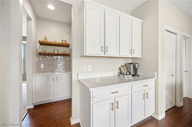 351 Hamilton Drive, Broadview Heights, OH 44147