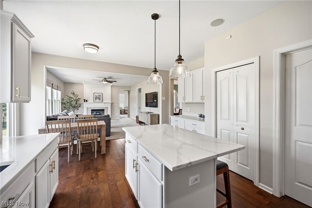 351 Hamilton Drive, Broadview Heights, OH 44147