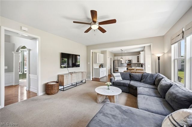 351 Hamilton Drive, Broadview Heights, OH 44147