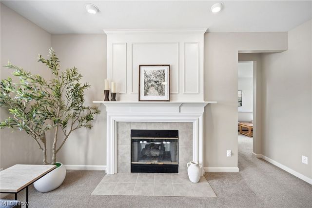 351 Hamilton Drive, Broadview Heights, OH 44147