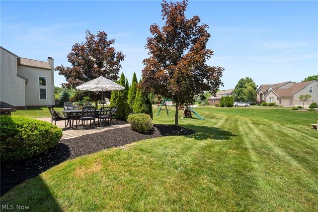 351 Hamilton Drive, Broadview Heights, OH 44147