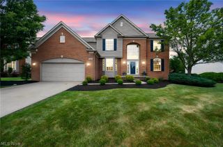351 Hamilton Drive, Broadview Heights, OH 44147