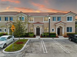 1040 SE 24th Avenue, Homestead, FL 33035