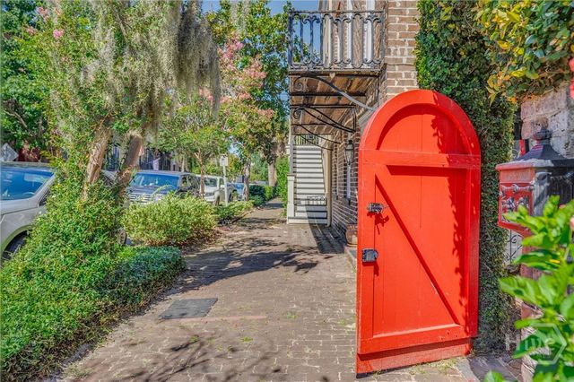 224 E Gordon Street, Savannah, GA 31401